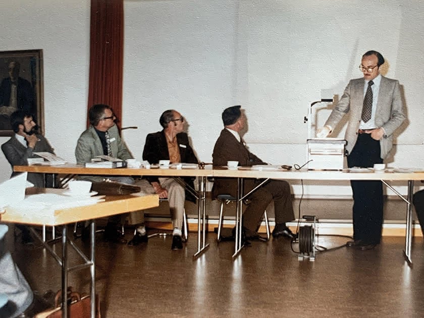 Felix Gutzwiller an der Pressekonferenz zu «Aarau - eusi Stadt» im Jahr 1978